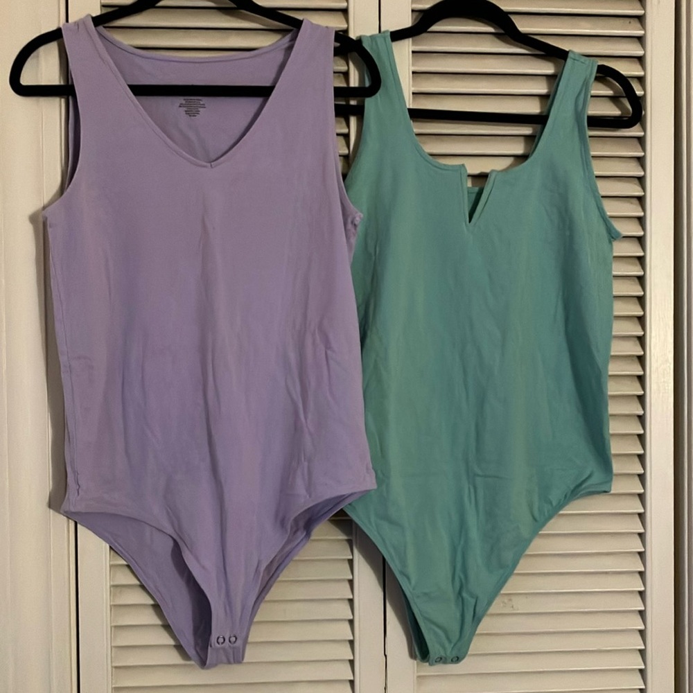 2 Torrid Size 1 (14-16) Tank Top Style Bodysuits Snap Closure-Lavender - Green